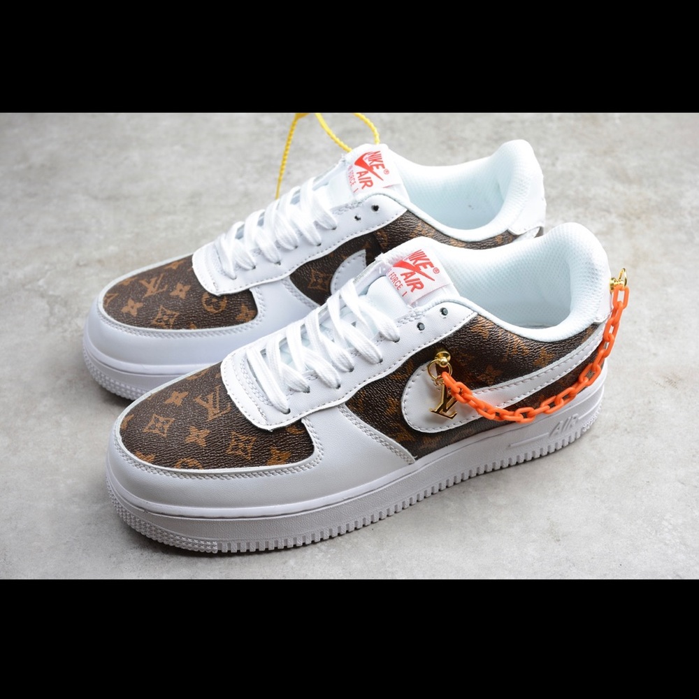 ❌SOLD OUT❌ Custom White LV AirForce 1’s